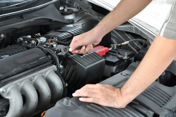 7 Tips Merawat Mesin Mobil Tua Agar Tidak Mudah Mogok
