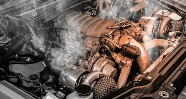 4 Penyebab Mesin Mobil Cepat Panas